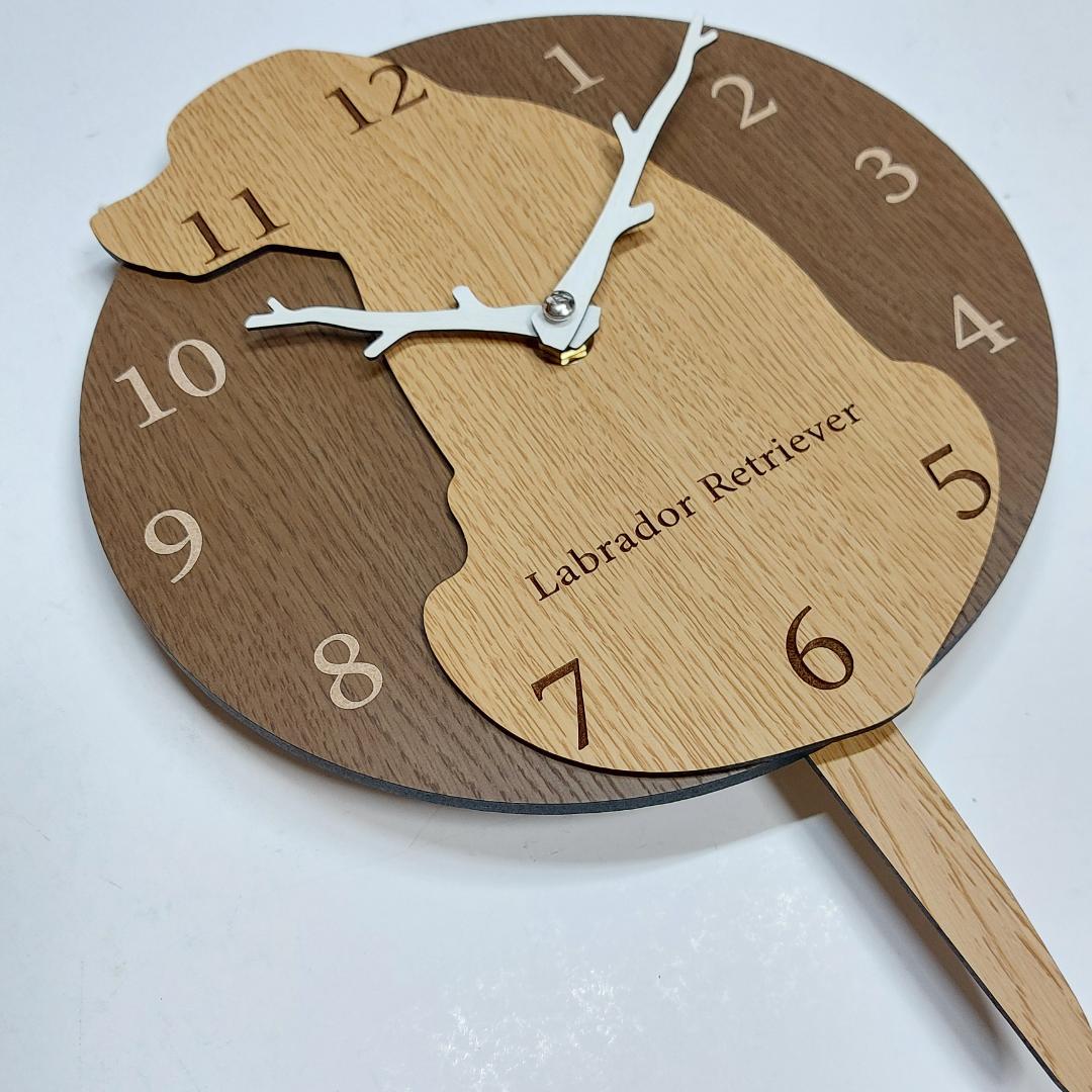 【期間限定値下げ】名入れ　しっぽ 振り子　はみ出し掛時計 ラブラドール
