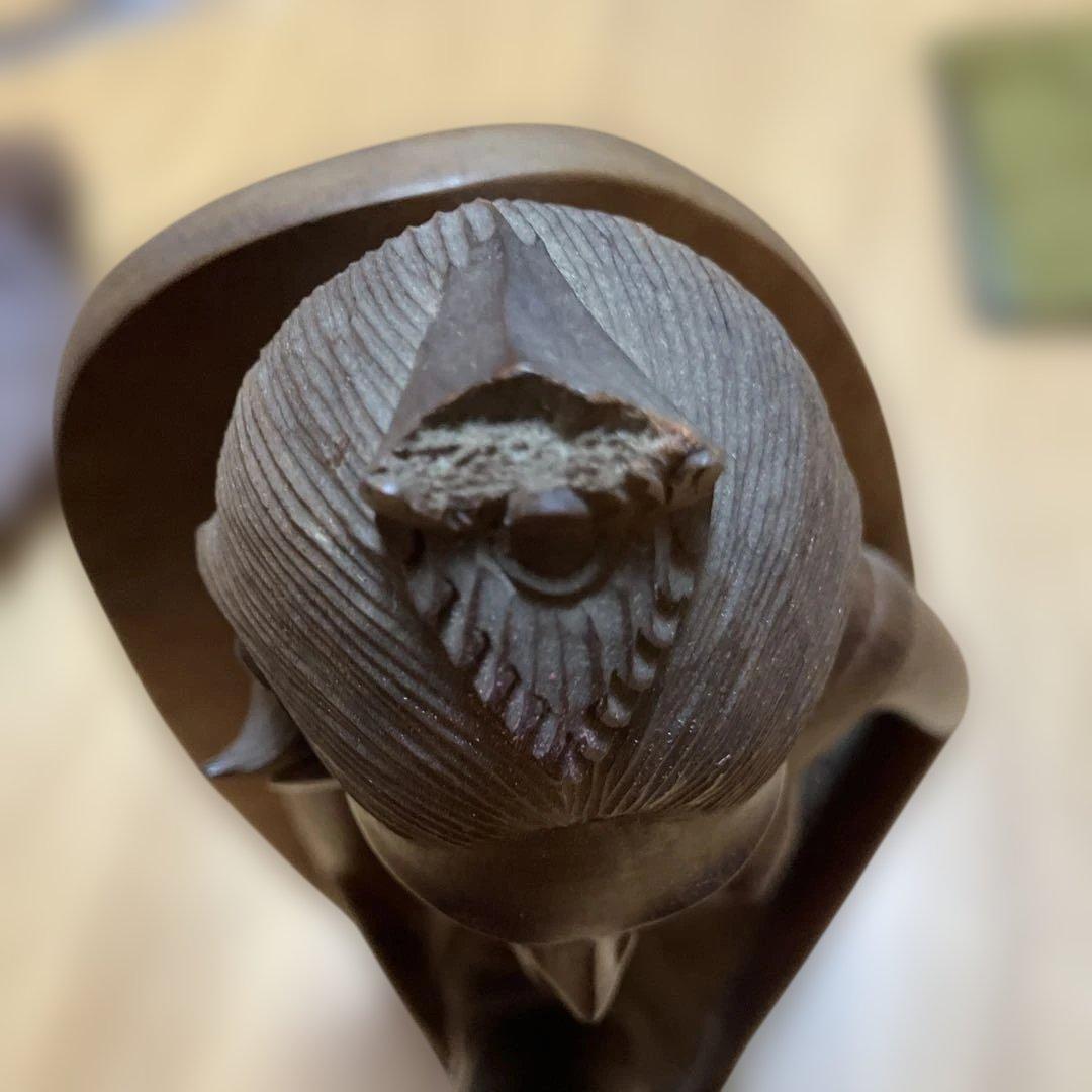 木製人物彫刻のブックスタンド2体セット