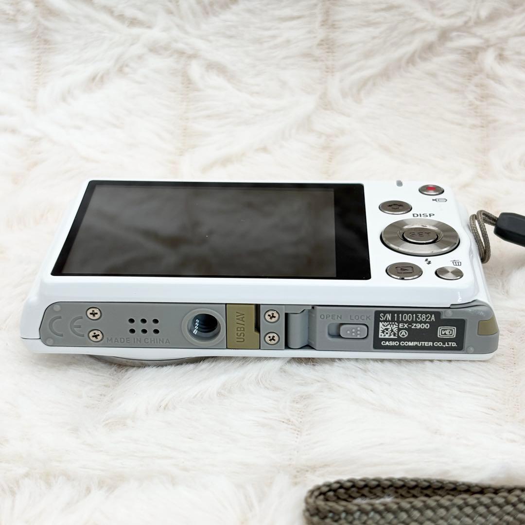極美品・動作良好✨ CASIO EXILIM EX-Z900 ホワイト