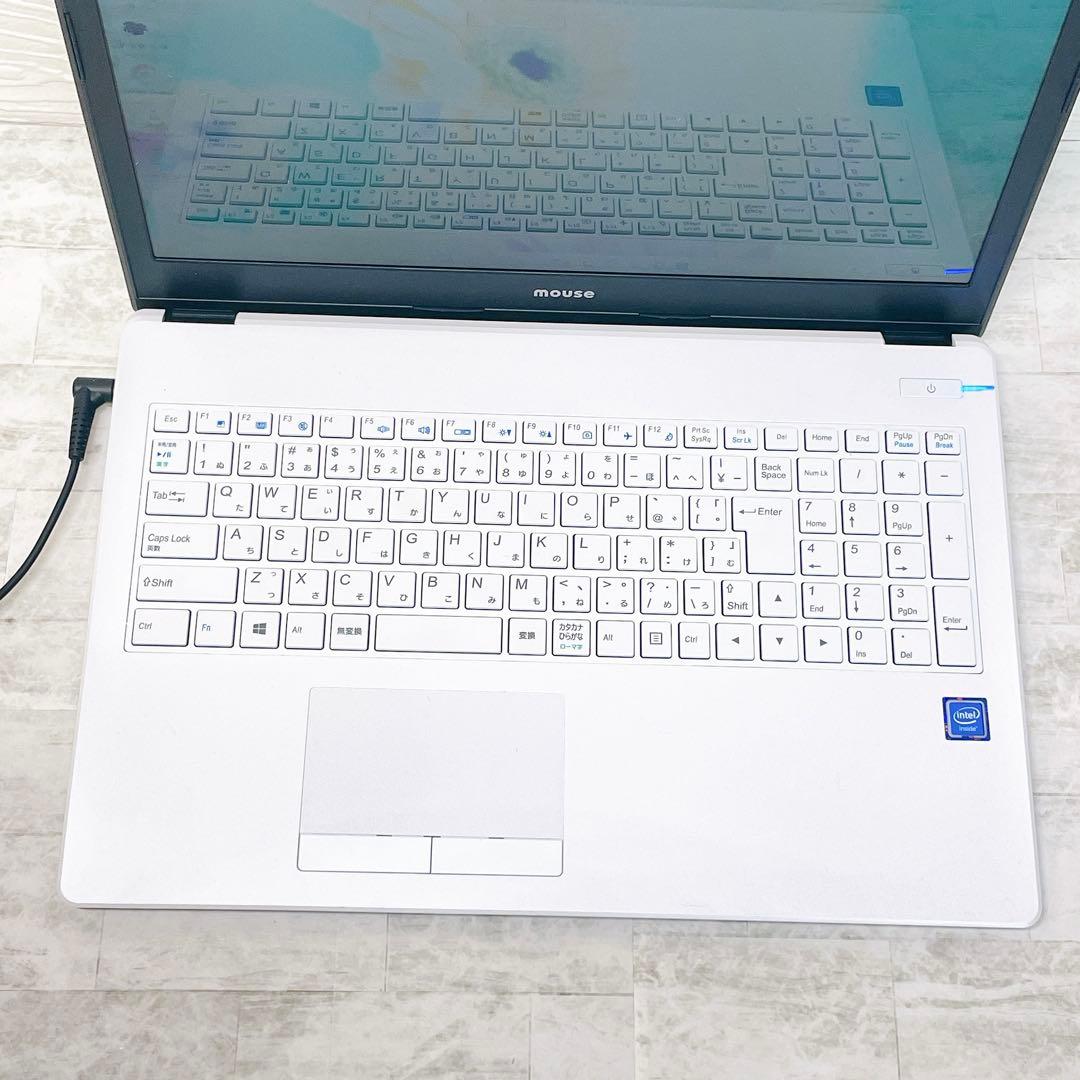 美品ホワイト❤️大画面FHD✨メモリ12GB✨ノートパソコン✨Win11 SSD