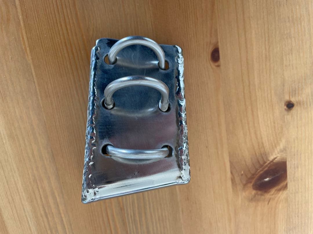 CB無線用アンテナ基台　ステンレス3ミリ　ぶれ止め付き