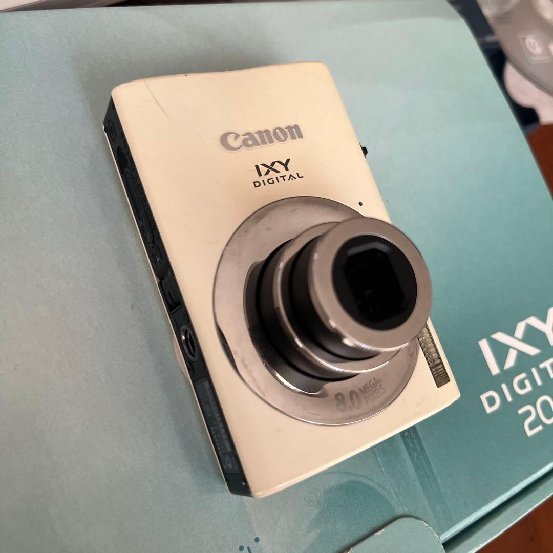 ixy 20is canon 箱あり　デジカメ　ホワイト