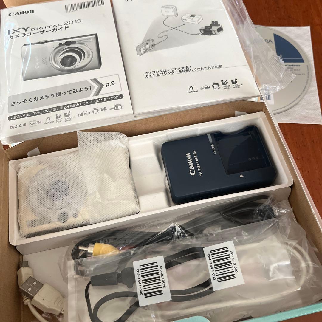 ixy 20is canon 箱あり　デジカメ　ホワイト