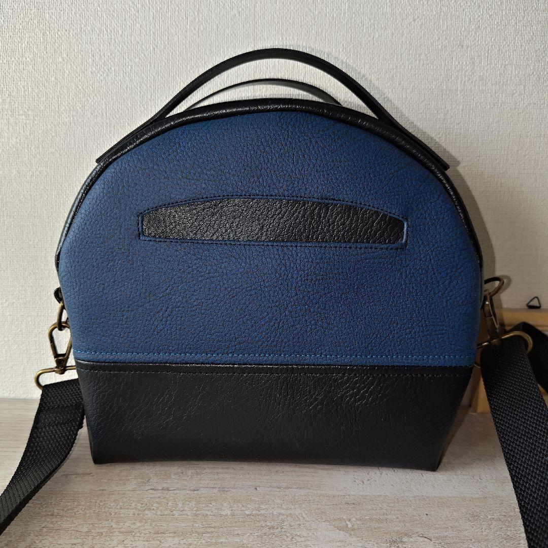 ポシェット　青レザーと黒レザーのコンビ　切り替え　ハンドメイド