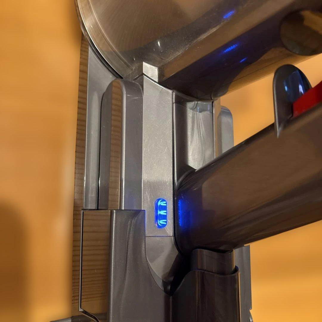 dyson V8ハンディクリーナー 本体