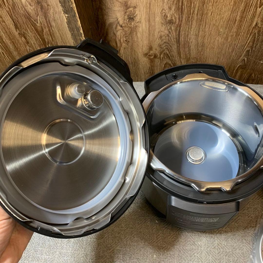 J071\" Panasonic 電気圧力鍋 SR-MP300 2022年製