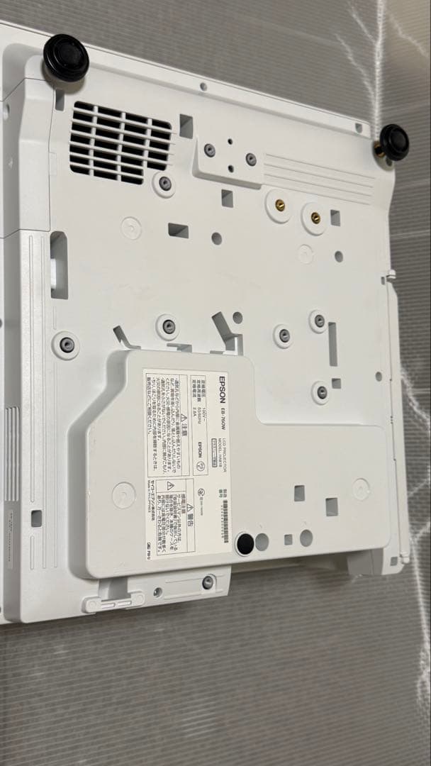 EPSON EB-760Wプロジェクター本体