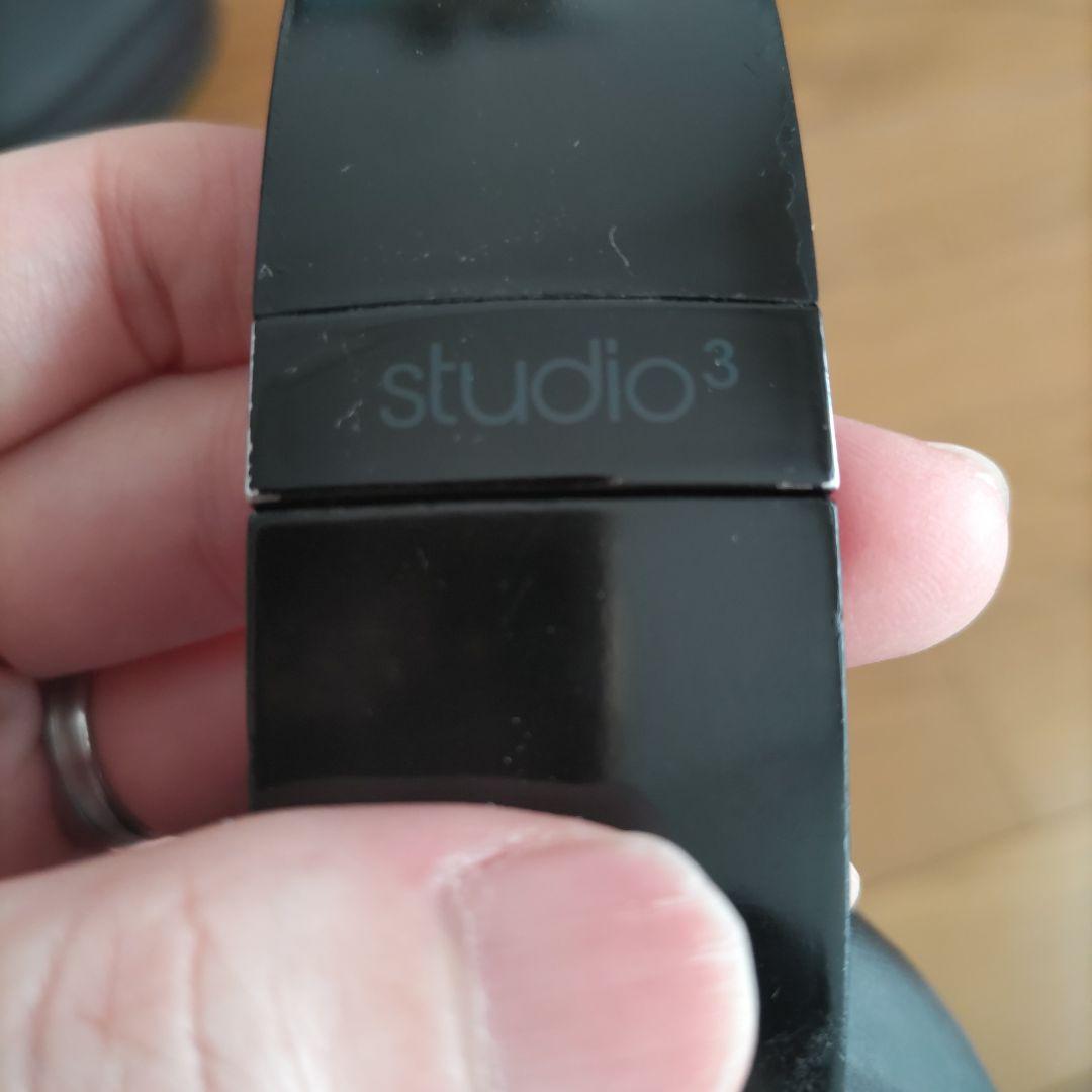 Beats Studio3 ワイヤレスヘッドホン ブラック ケース付き