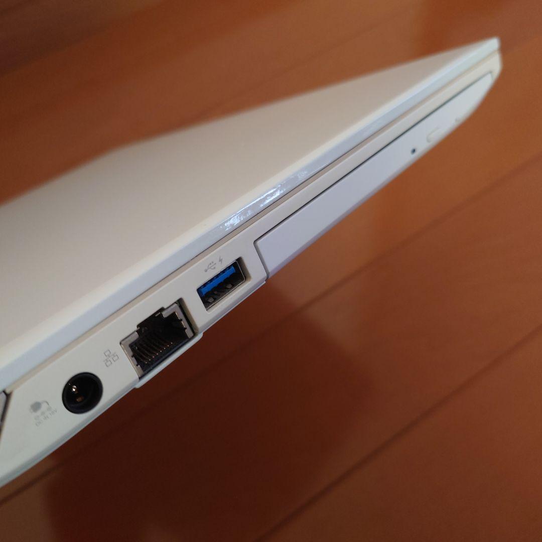 設定済み✨️東芝dynabookノートパソコン✨️ホワイト✨️SSD/オフィス