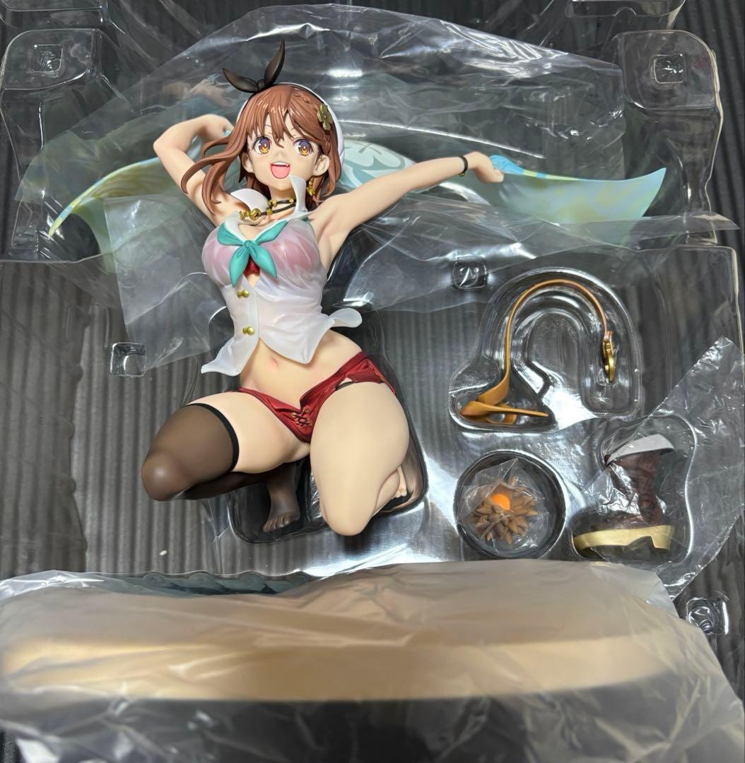 ファットカンパニー　ライザのアトリエ　ライザリン・シュタウト　フィギュア