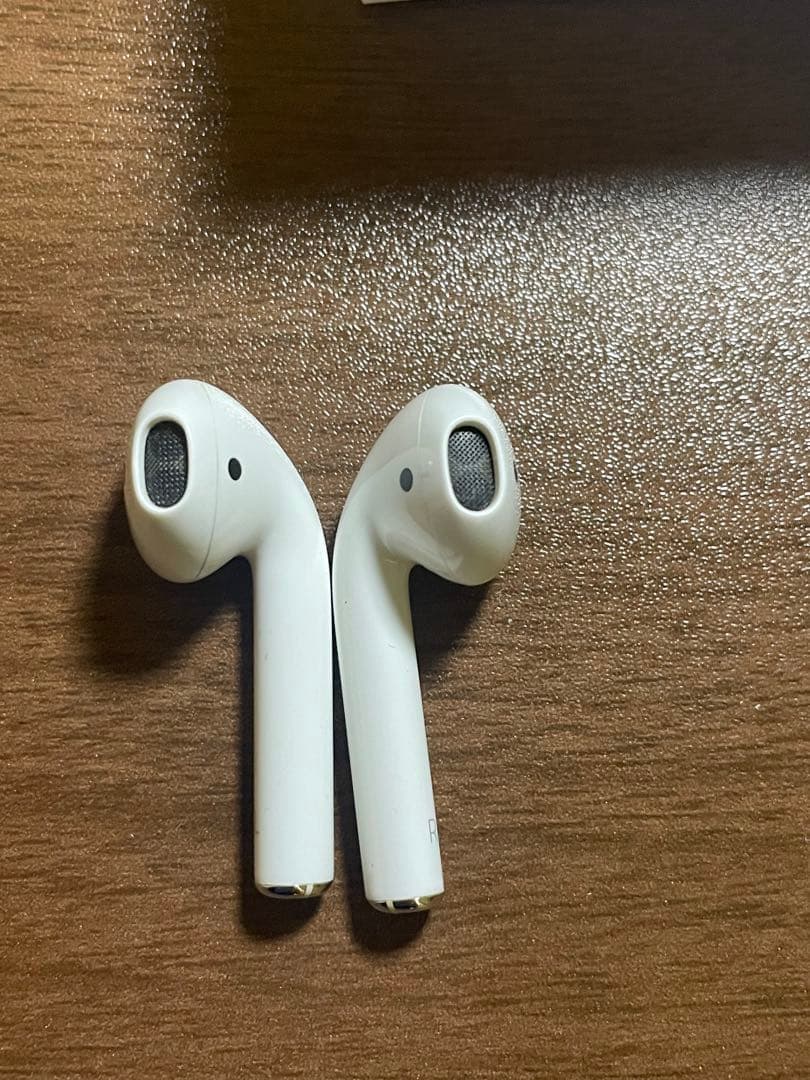 AirPods本体 ホワイト 純正品　箱付き　Apple