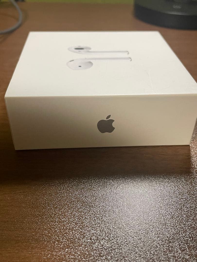 AirPods本体 ホワイト 純正品　箱付き　Apple