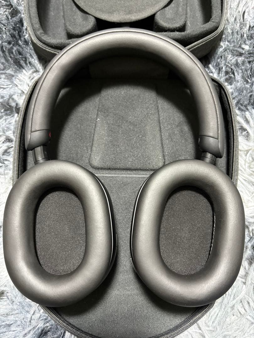 な*お様 SONY WH-1000XM5 ブラック ノイズキャンセリングヘッドホ