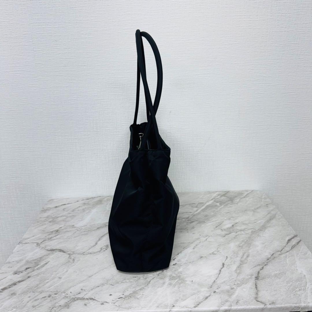 ✨PRADA✨プラダ✨ナイロン✨ロゴ✨ブラック✨トートバッグ✨