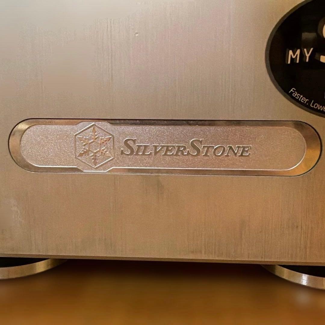 ジャンク Win10Pro自作パソコン Core2Quad 4Gb SSD256