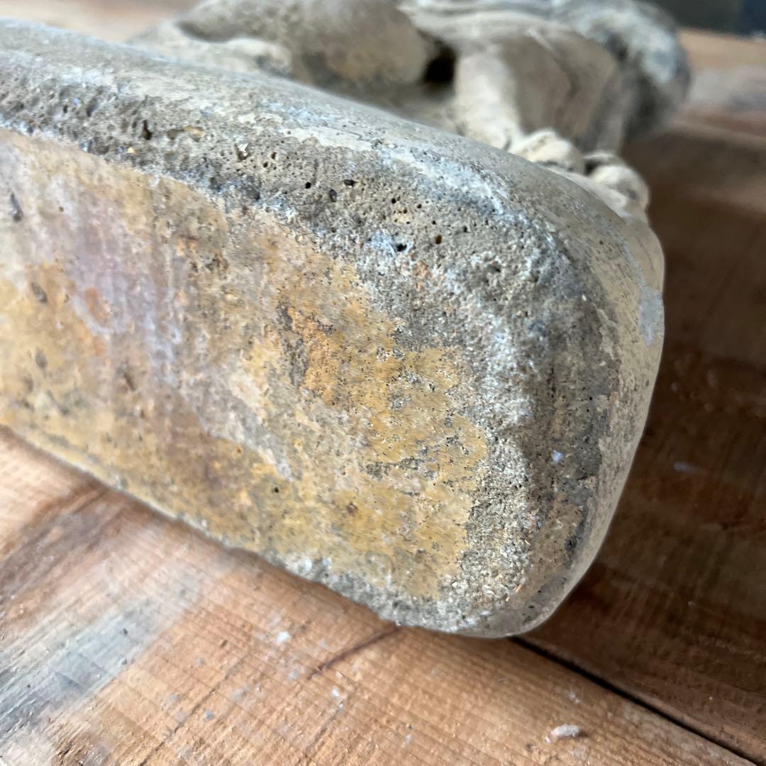 実家整理　古い獅子の像　中国？