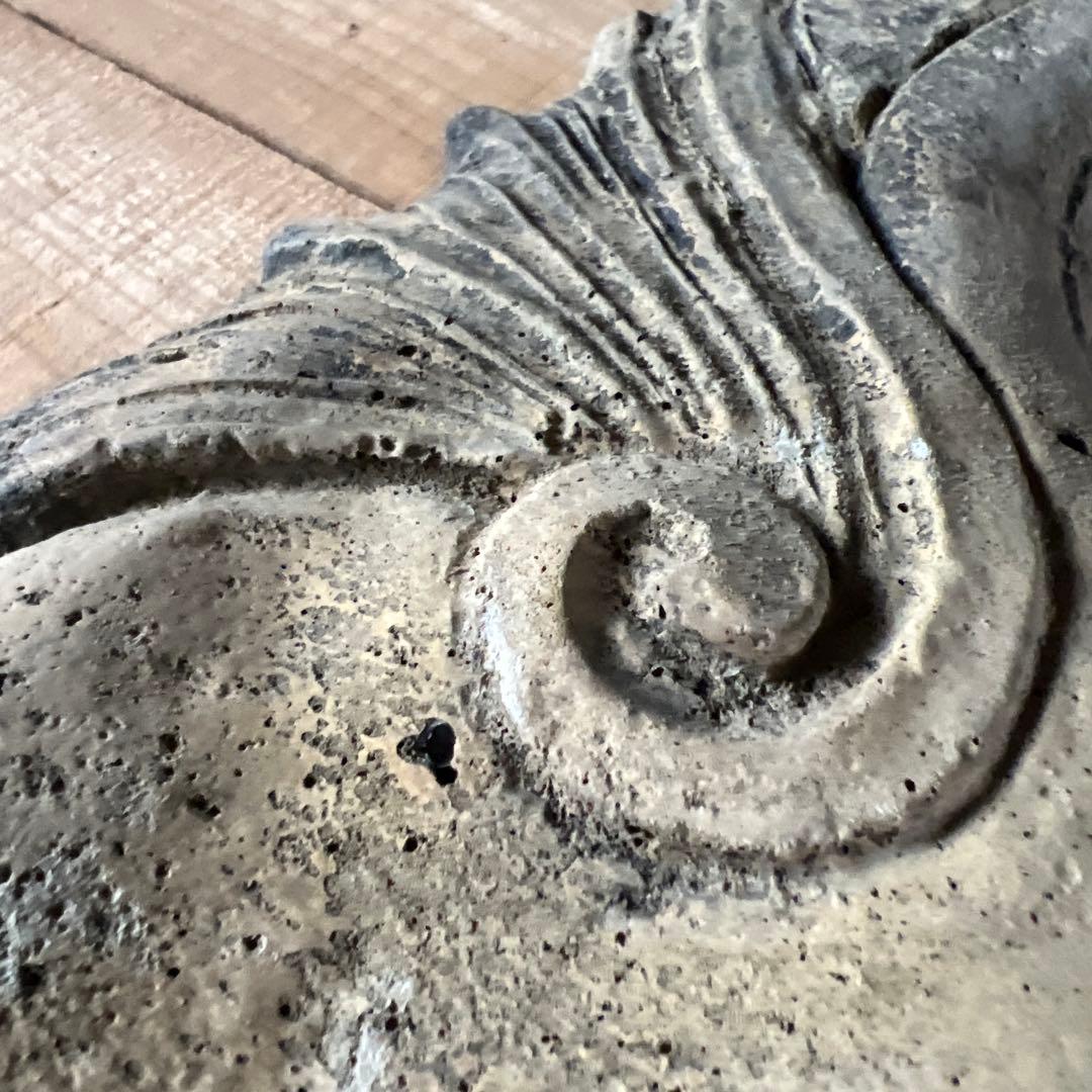 実家整理　古い獅子の像　中国？