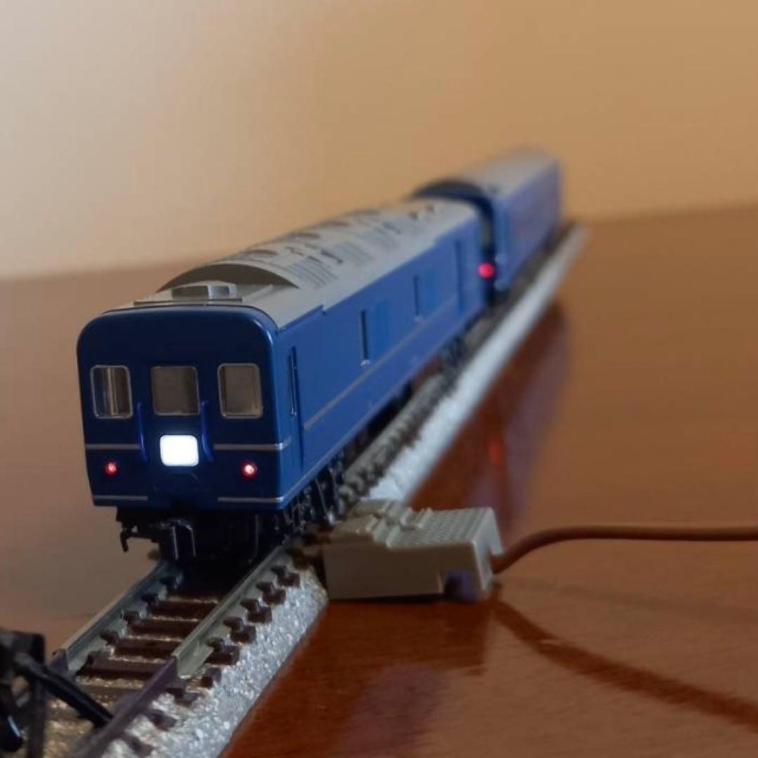 KATO　24系25型車両(銀帯) 5両セット