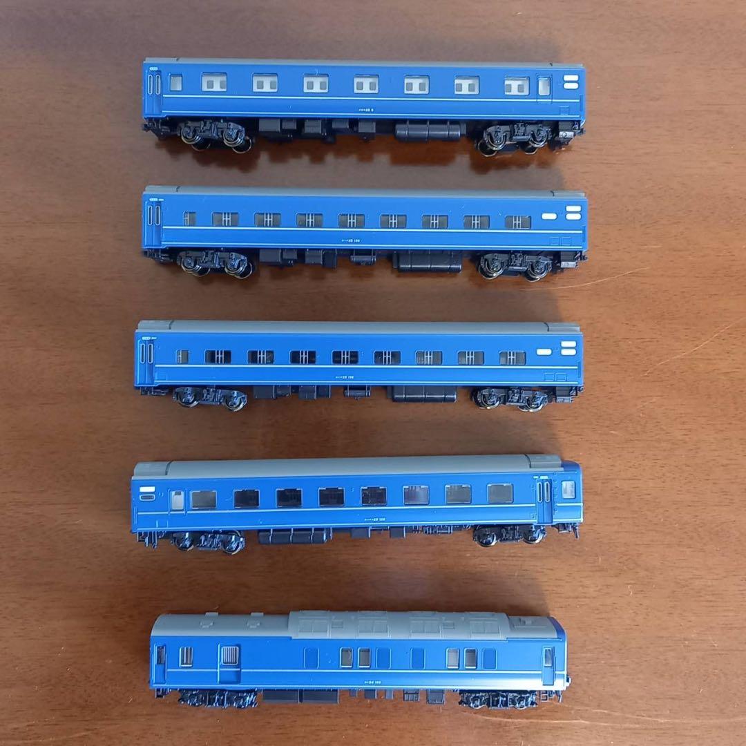 KATO　24系25型車両(銀帯) 5両セット