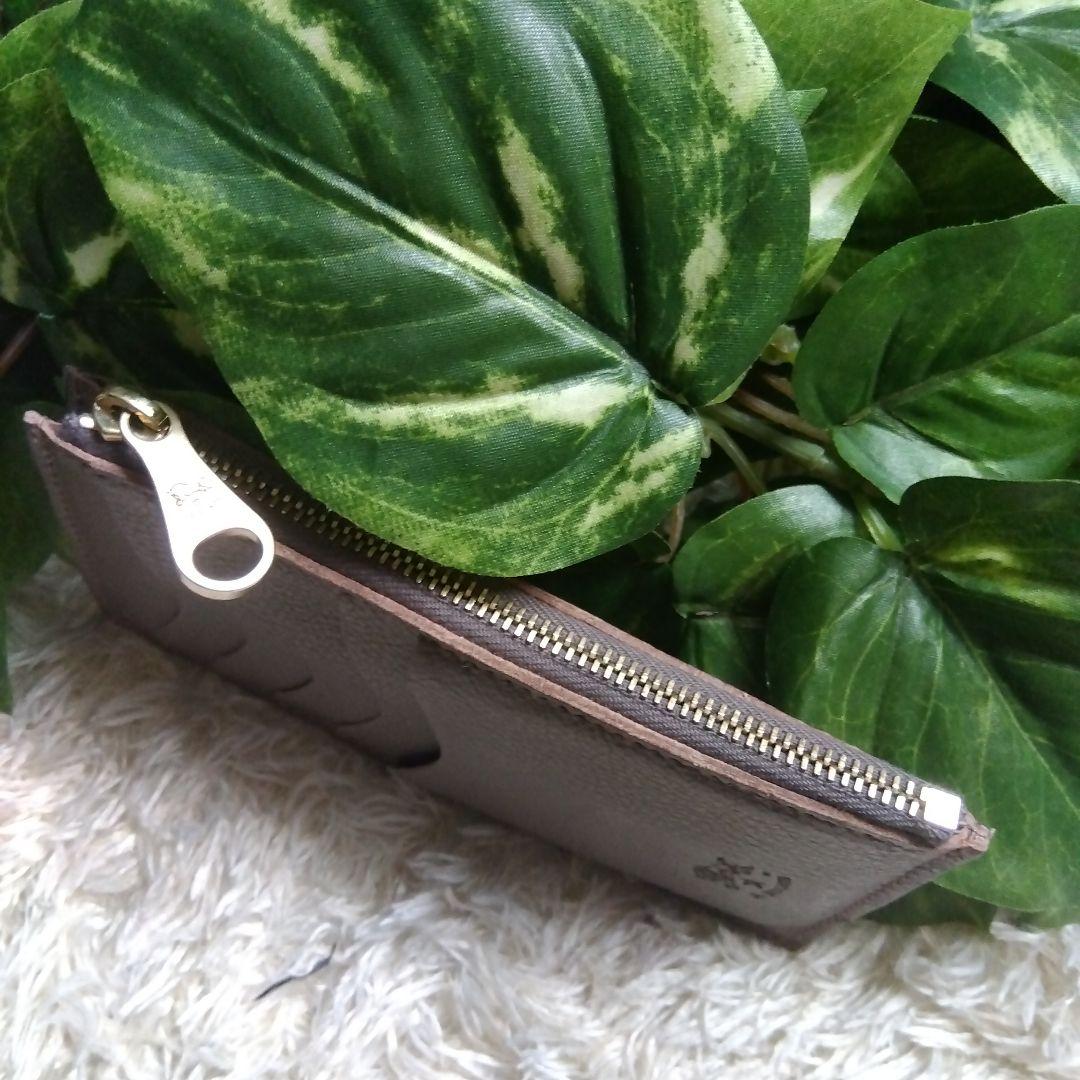 イルビゾンテ 財布　コンパクト財布　カードケース　グレージュ 　ケース