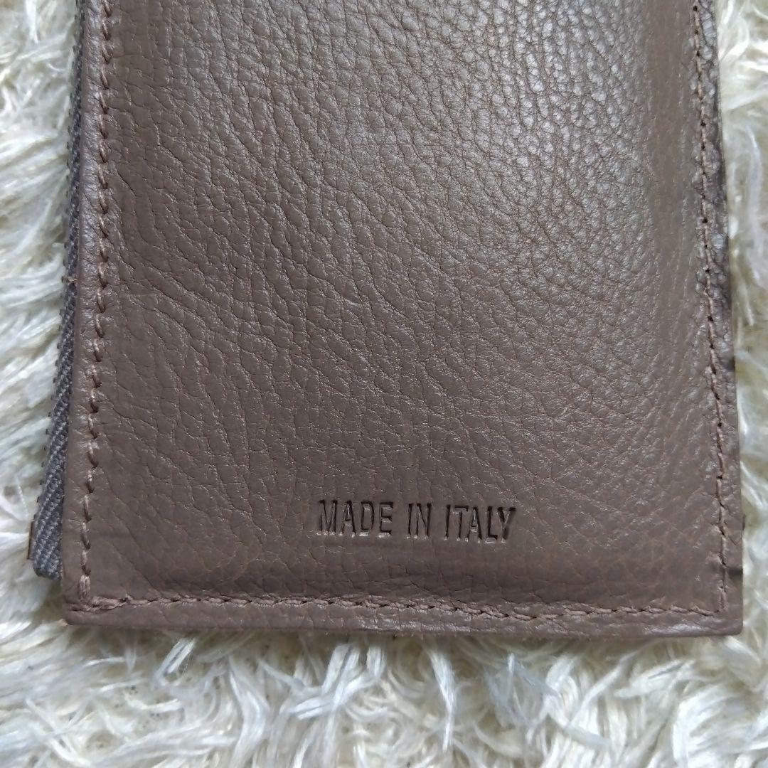 イルビゾンテ 財布　コンパクト財布　カードケース　グレージュ 　ケース