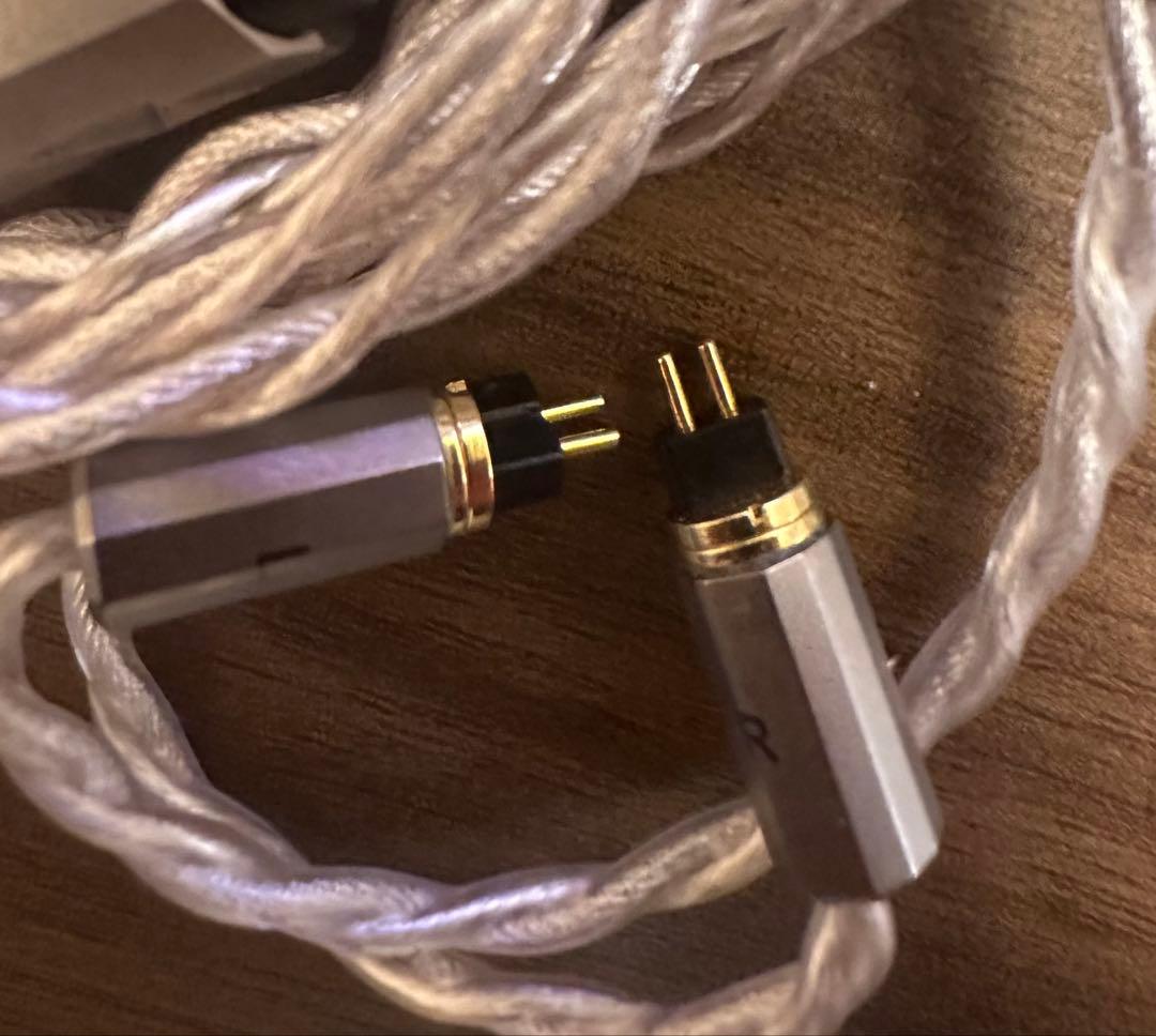 イヤホン effect audio cleopatra II 4wire