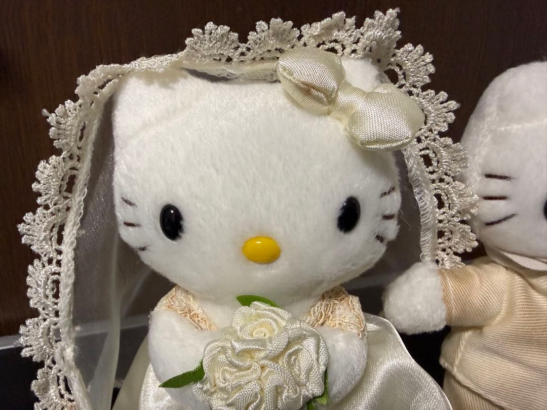 ハローキティ、ダイエル　ウエディング人形