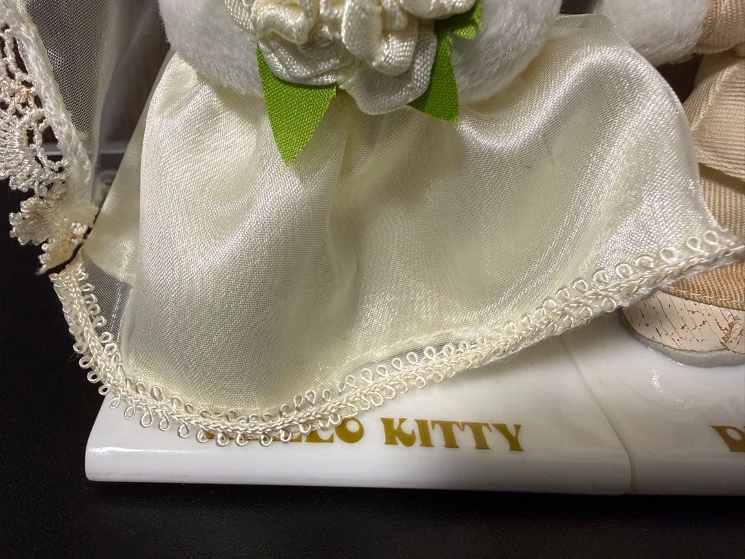 ハローキティ、ダイエル　ウエディング人形