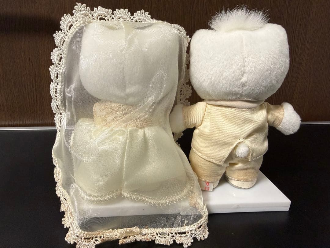 ハローキティ、ダイエル　ウエディング人形