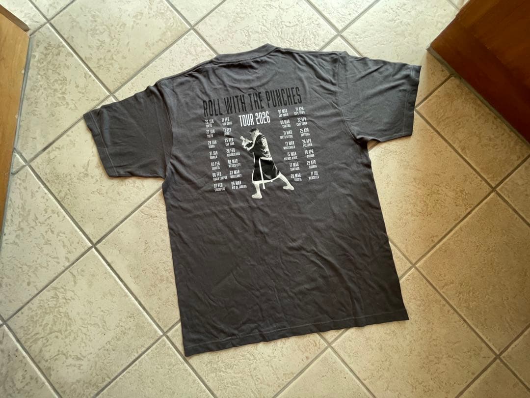 ブライアン・アダムス　Tシャツ　ツアー2026 グレー　XLサイズ【新品未使用】