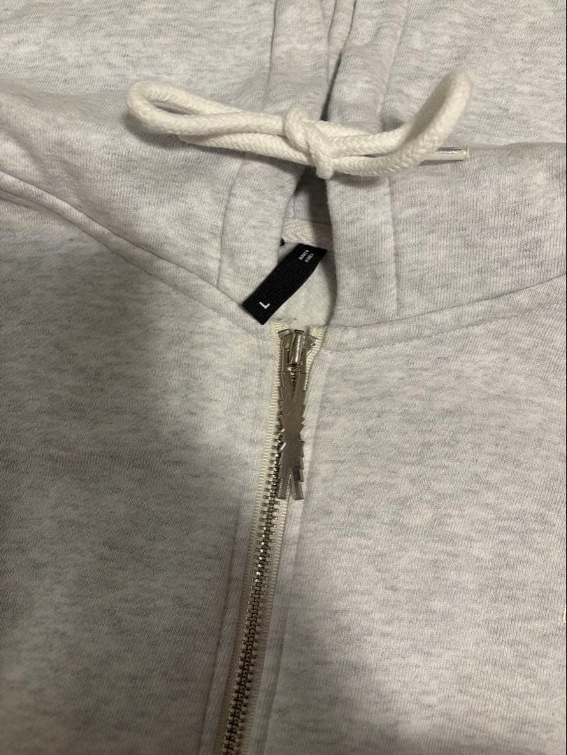 LE SSERAFIM ZIP-UP HOODIE Lサイズ