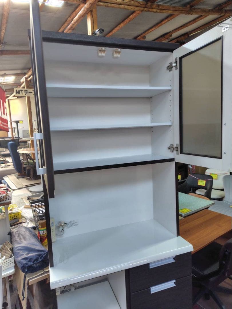 ニトリ　食器棚　100Vコンセント付き　横幅80㎝　奥行40㎝　高さ210㎝