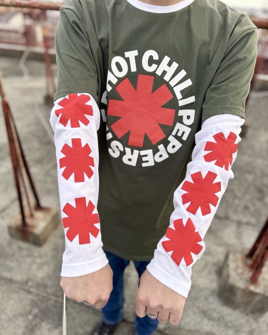 新品未使用 RED HOT CHILI PEPPERS / 長袖Tシャツ XL