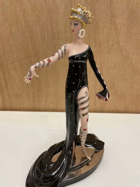 エルテ　磁器  (フランクミント製) 真珠とルビー高級磁器フィギュア