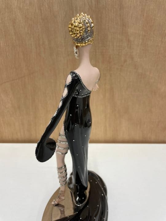 エルテ　磁器  (フランクミント製) 真珠とルビー高級磁器フィギュア