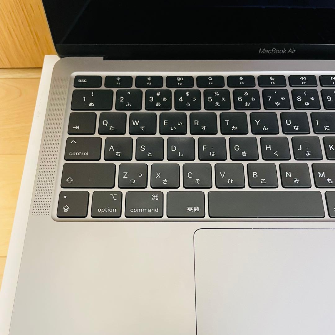 Apple MacBook Air M1 8GB スペースグレイ