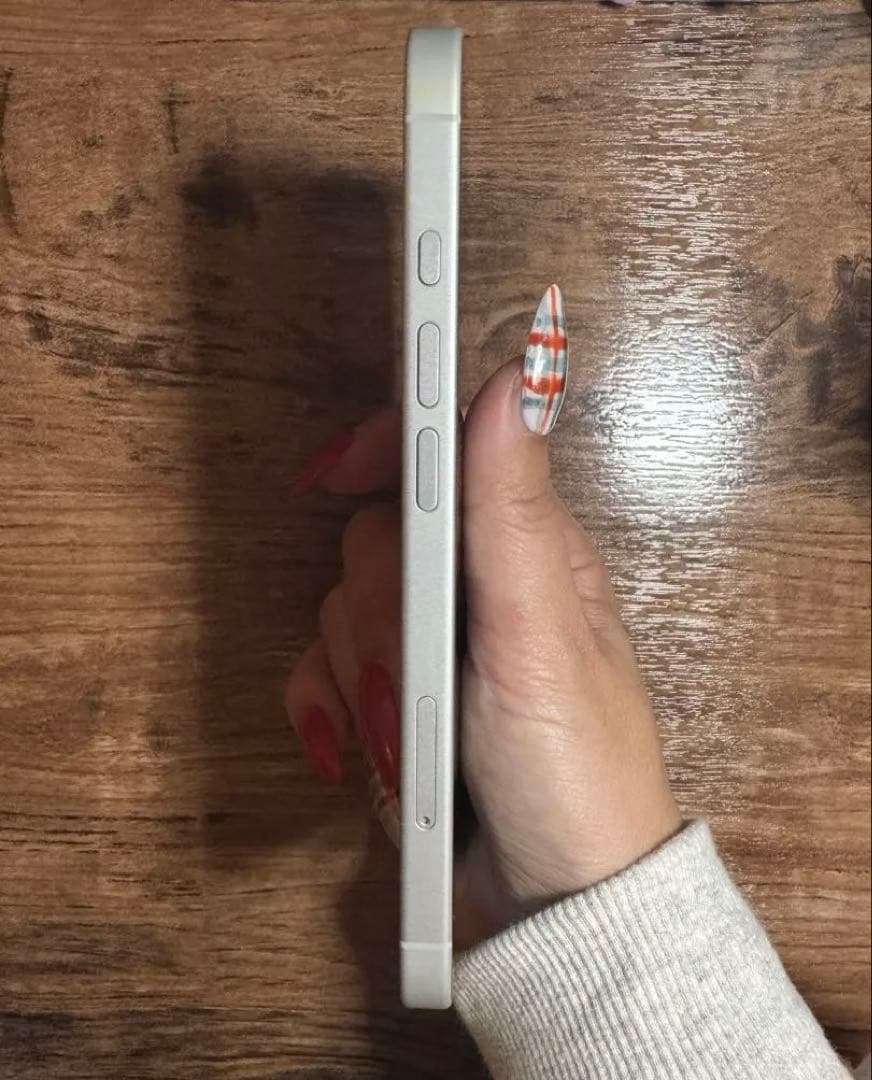 Apple iPhone16 ホワイト 128gb