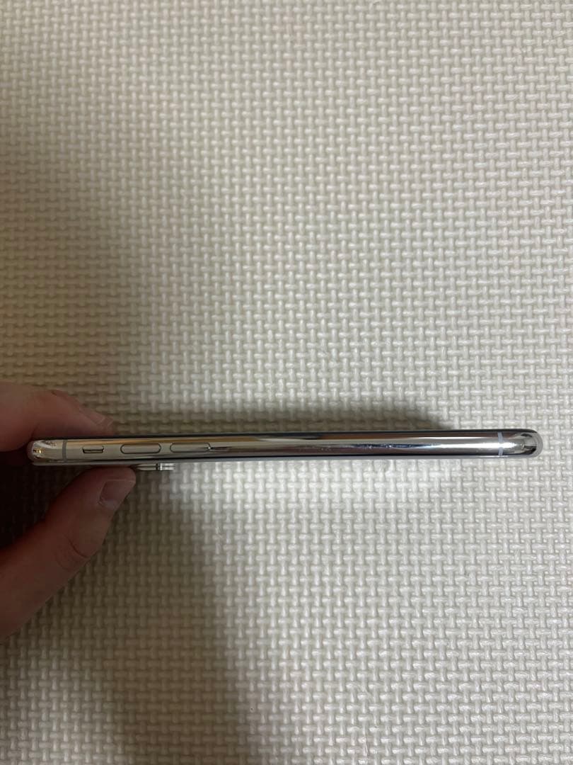 iPhoneXS シルバー SIMフリー 256GB訳あり