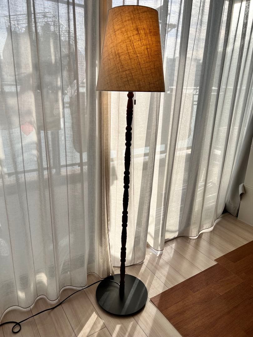 GRASP フロアランプ unico