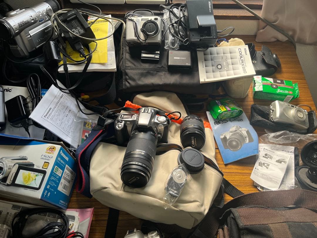 カメラまとめ売り大量！一眼レフカメラ フィルムカメラ ニコンキヤノン　デジカメ