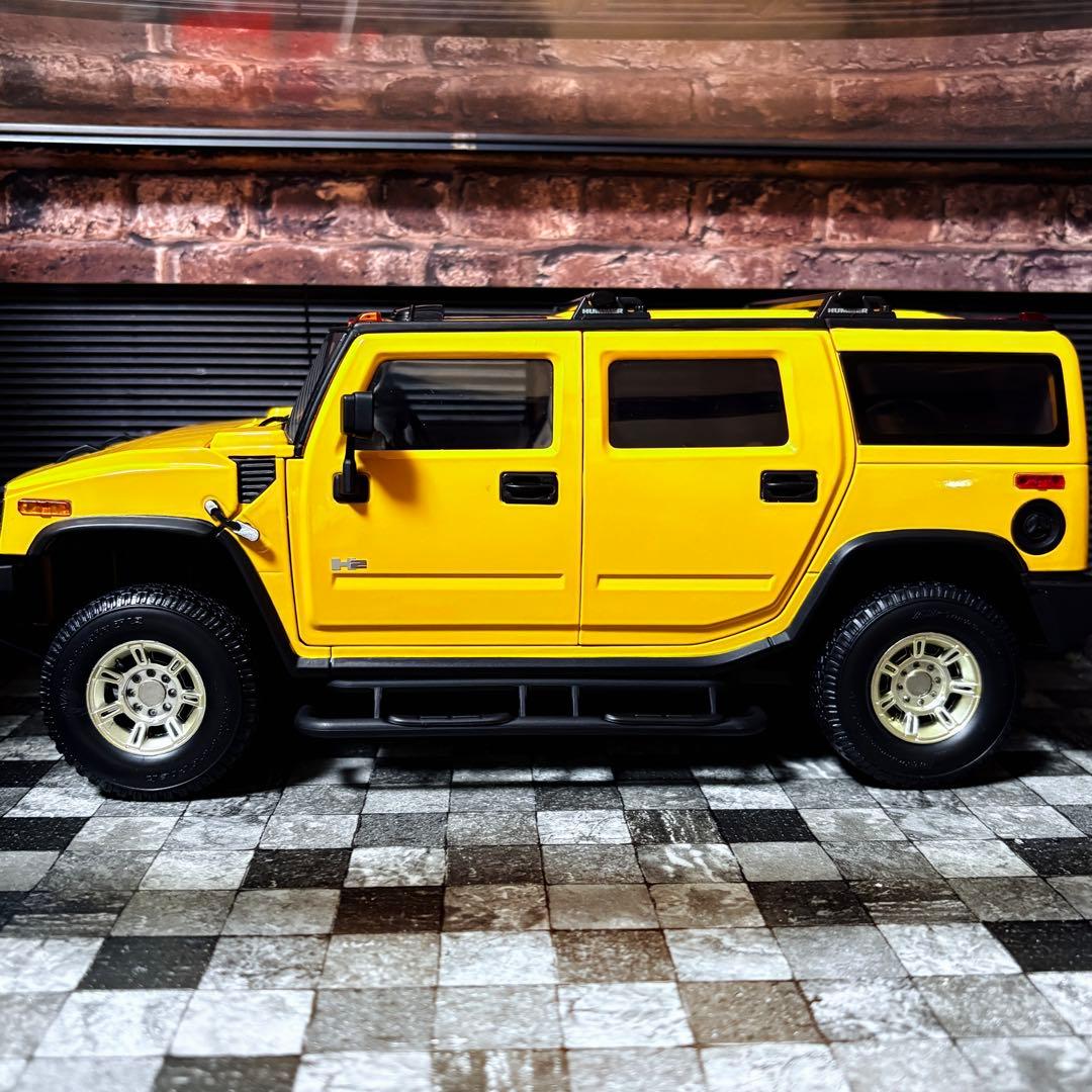 国内未入荷 1/18 HIGHWAY61 ハマー H2 タイプG 2005