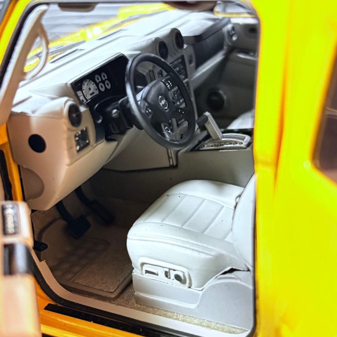 国内未入荷 1/18 HIGHWAY61 ハマー H2 タイプG 2005