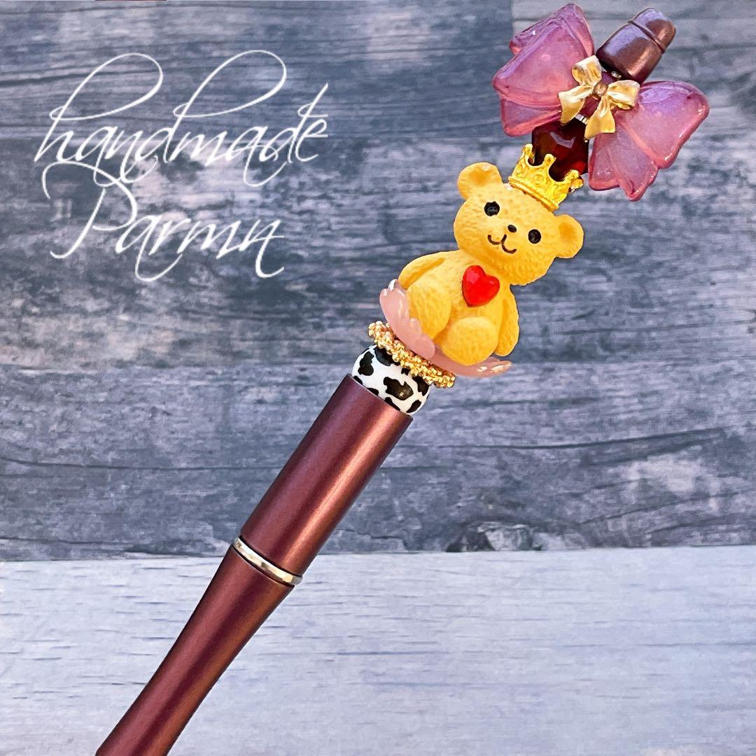 王冠黄熊ちゃんとゴールドリボンの手染めハートのボールペン❤