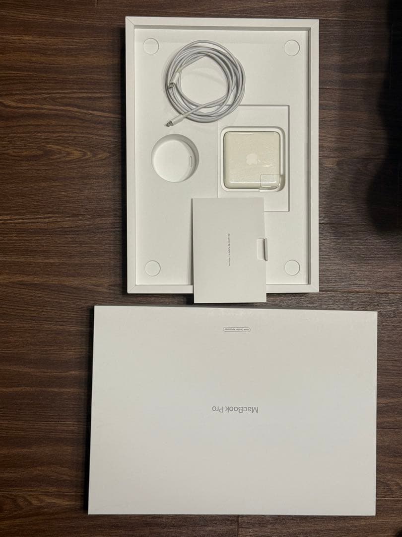 MacBook Pro 16インチ 2019年モデル 32GBメモリ 1TB