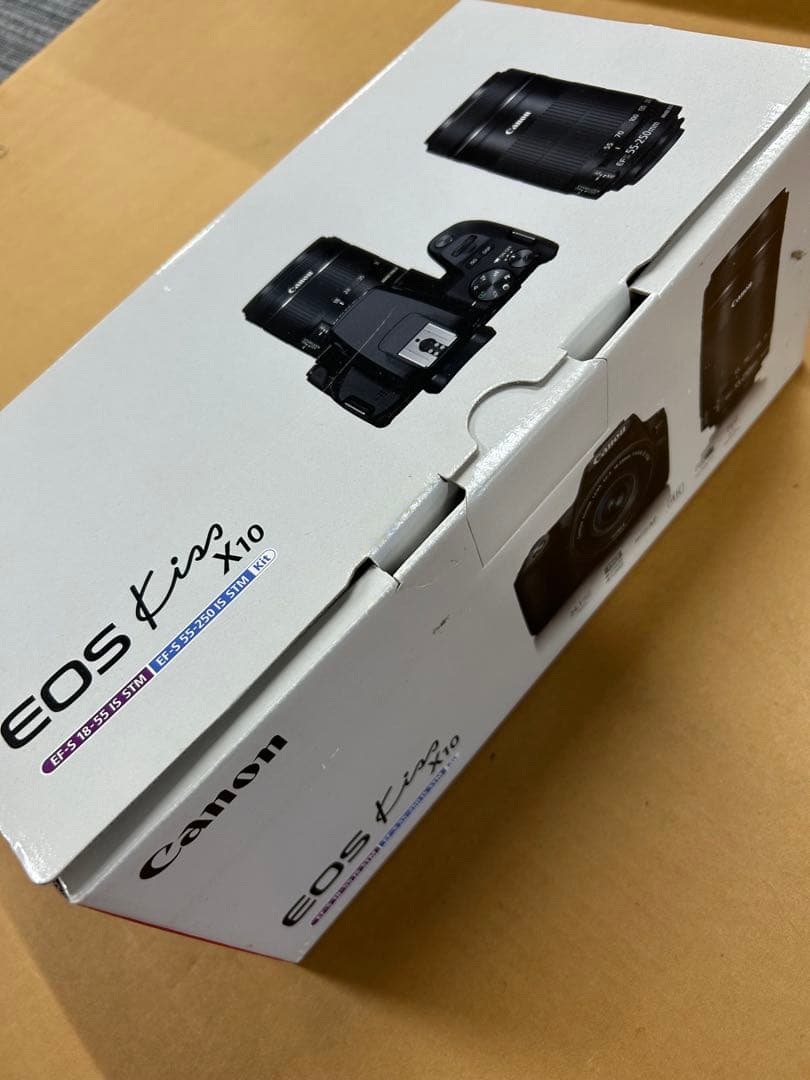 Canon EOS Kiss X10 ダブルズームキット デジタル一眼レフカメラ