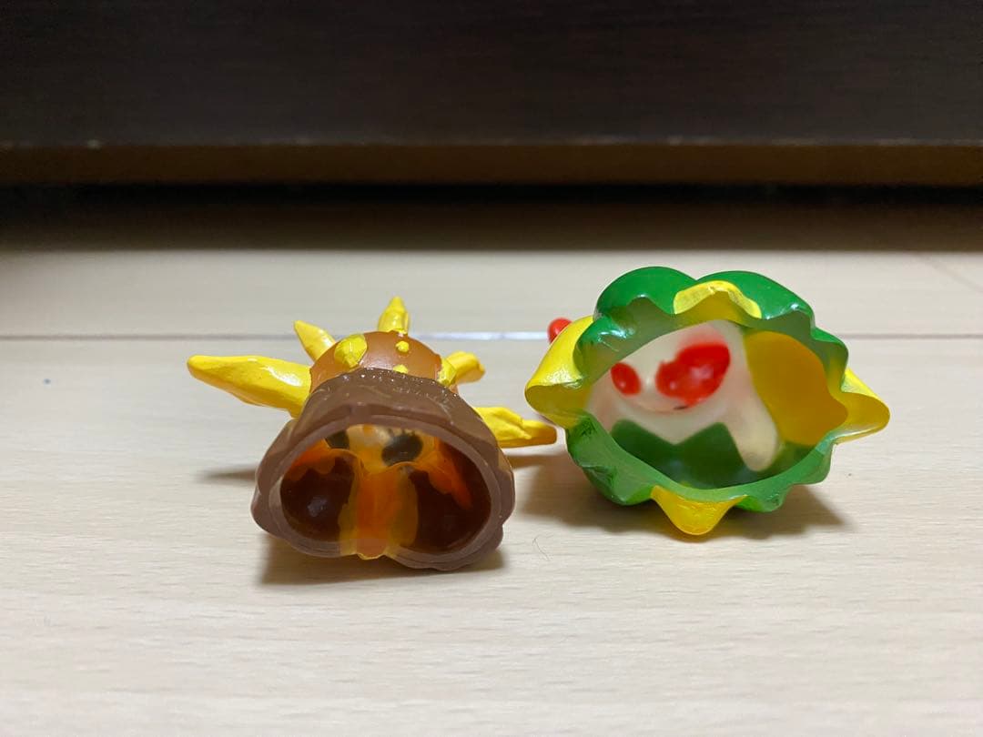 ポケモンキッズ　ポケモン　指人形　クリア　キレイハナ　ソルロック　レア