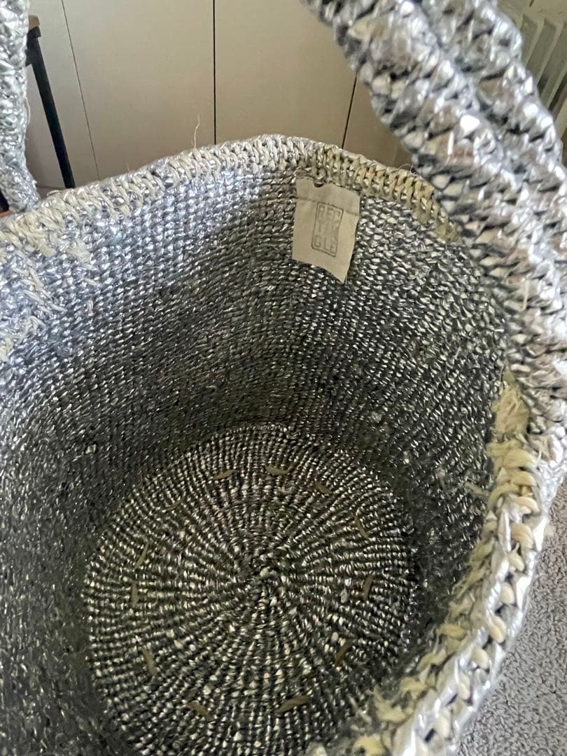 レグタングル　シルバー　かごバッグ