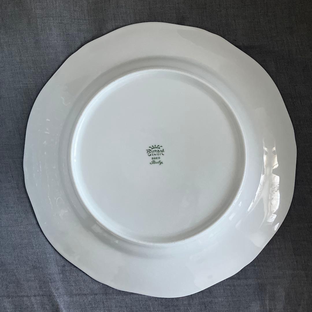 6枚セットチェリー装飾のディナープレート。