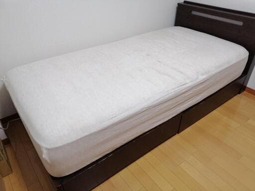 エコ認証取得フレンチリネン100%【La Redoute】シーツ　シングル