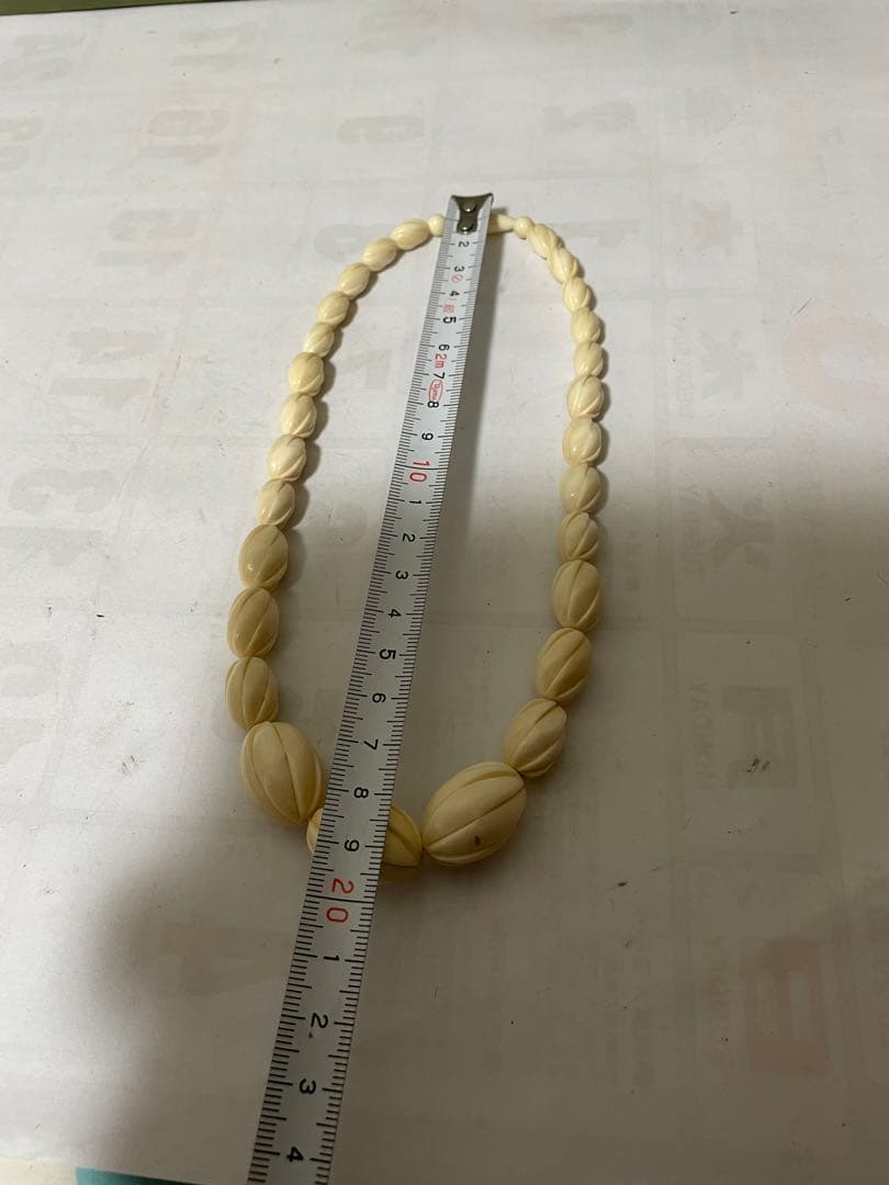 極上 天然素材 　牙彫 ネックレス